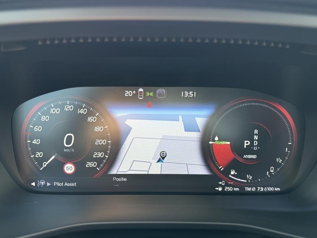 Volvo XC40 t5 262pk recharge ultimate bright| full options !!