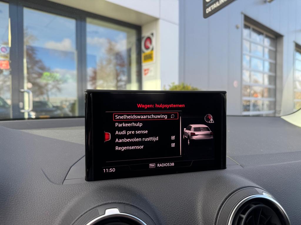 Audi Q2 30 tfsi sport edition* black pack * stoelverwarming * keyless