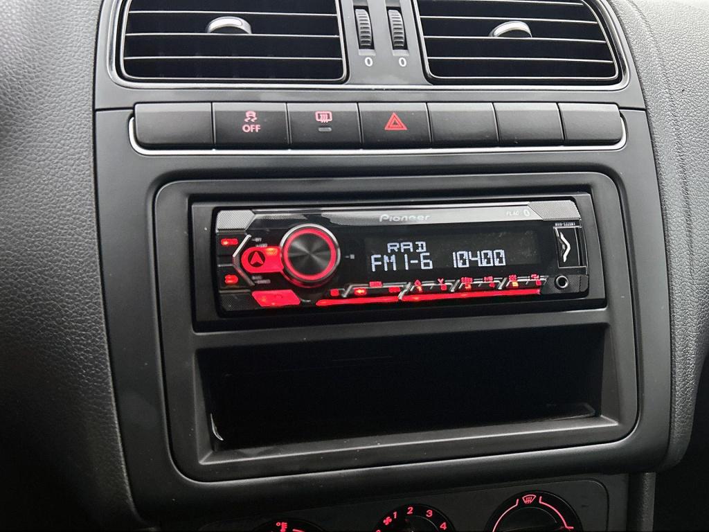 Volkswagen Polo 1.2 easyline lage kilometerstand | airco