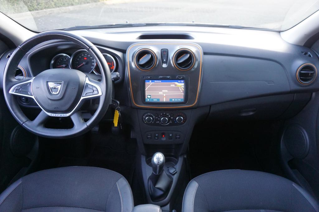 Dacia Logan mcv 0.9 tce stepway airco / navi / cruise / parkeersens. / trek