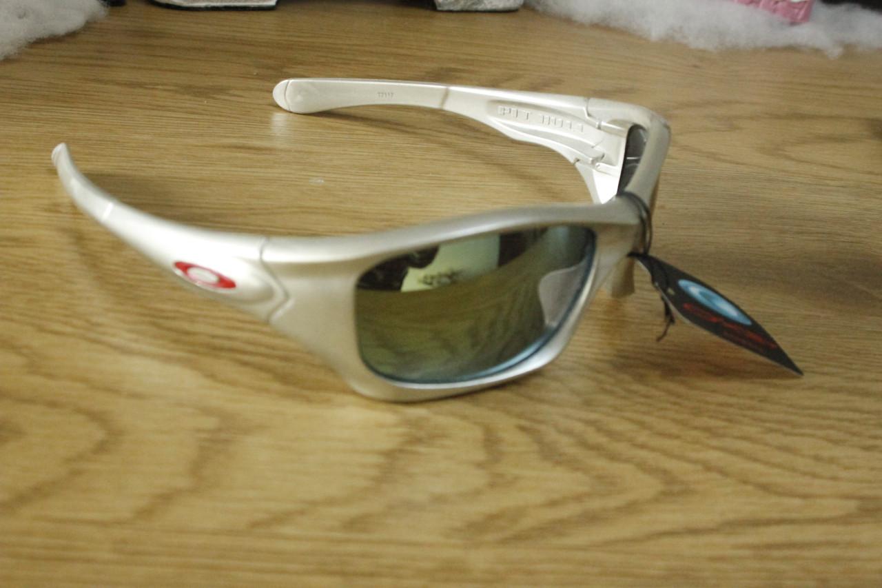 O,key zonnebril,,zilverkleurig frame