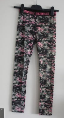 Gebloemde legging  maat 146-152