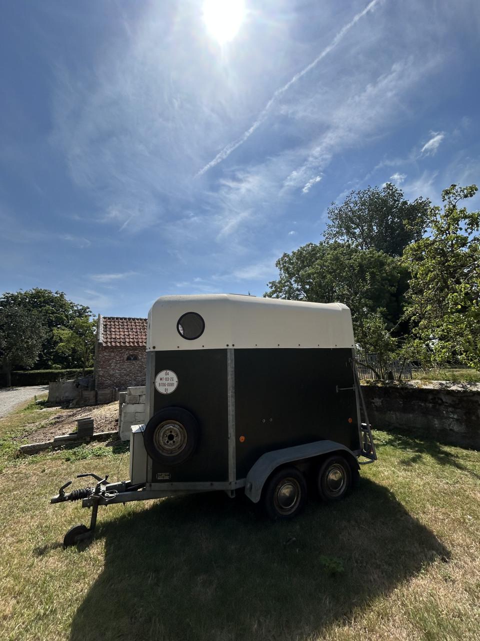 1,5 paardentrailer wesco