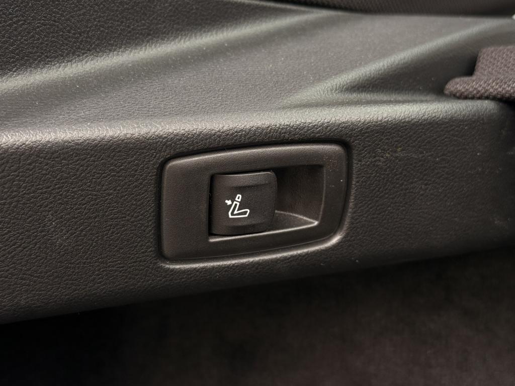 BMW 6 Serie gran turismo 640i high executive m-sport | harman / kardon | 36