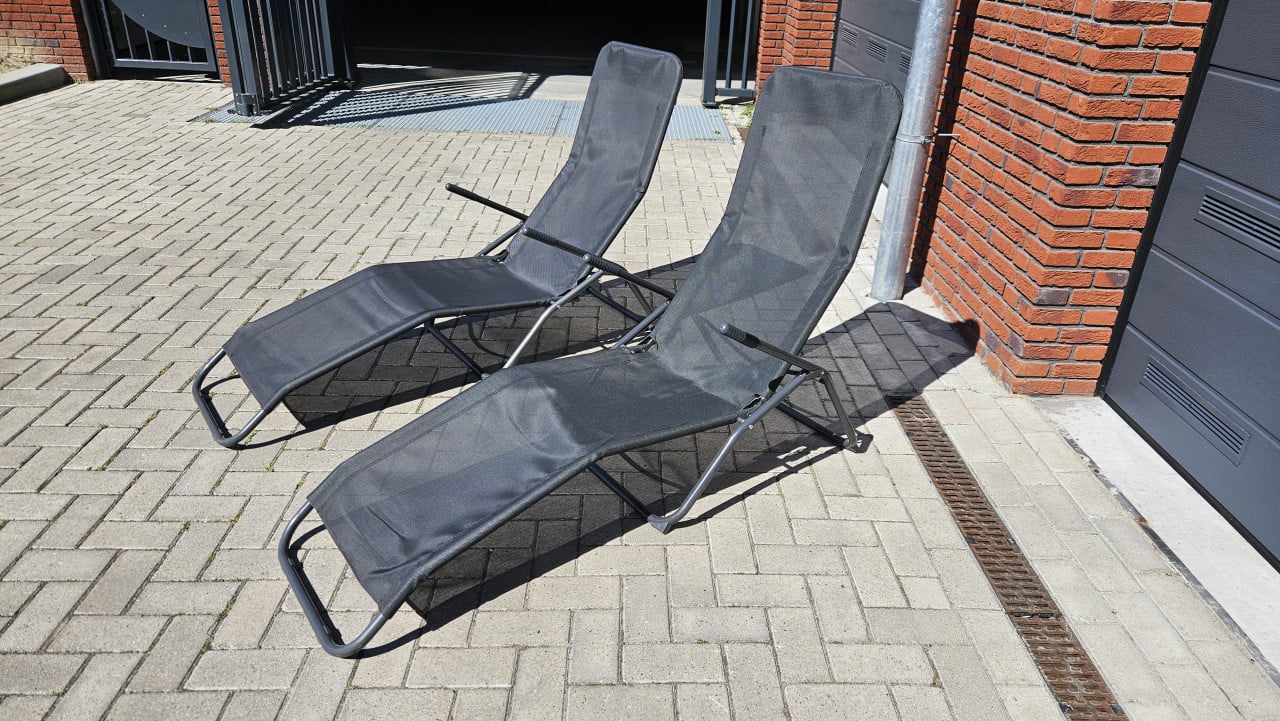 Ligstoelen ( kiepbaar ) type PARMA