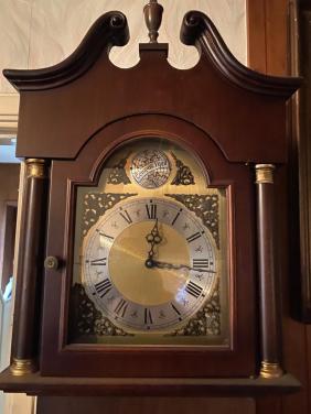 Tempus fugit staande klok