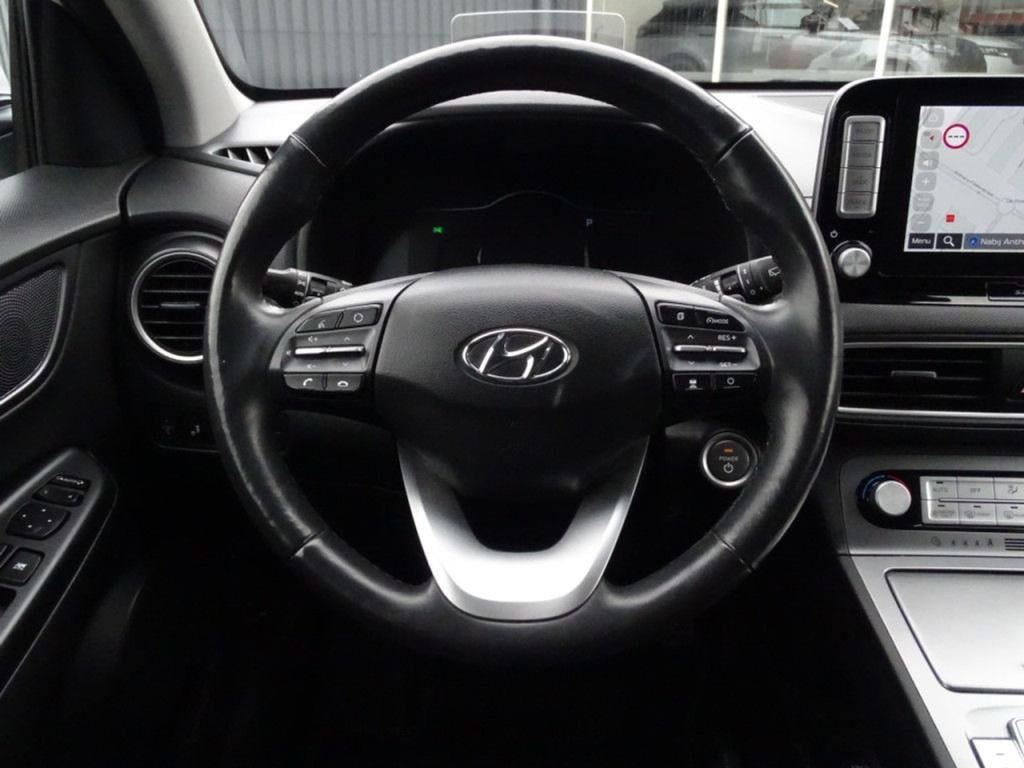 Hyundai Kona ev premium 64 kwh led | stoelkoeling | hud | pdc