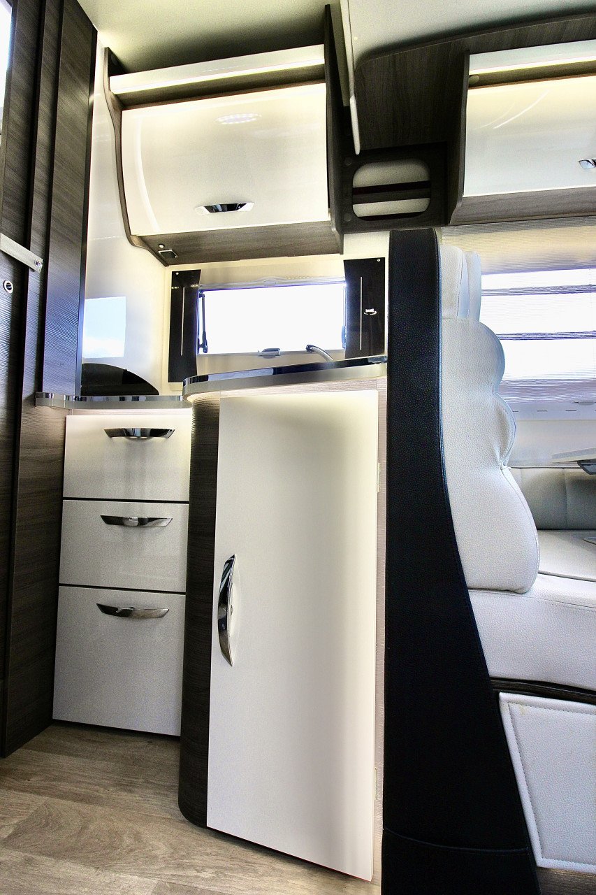Mclouis Carat 480G (Queensbed+Hefbed,AUTOMAAT, Eerste eigenaar, Nieuwstaat)
