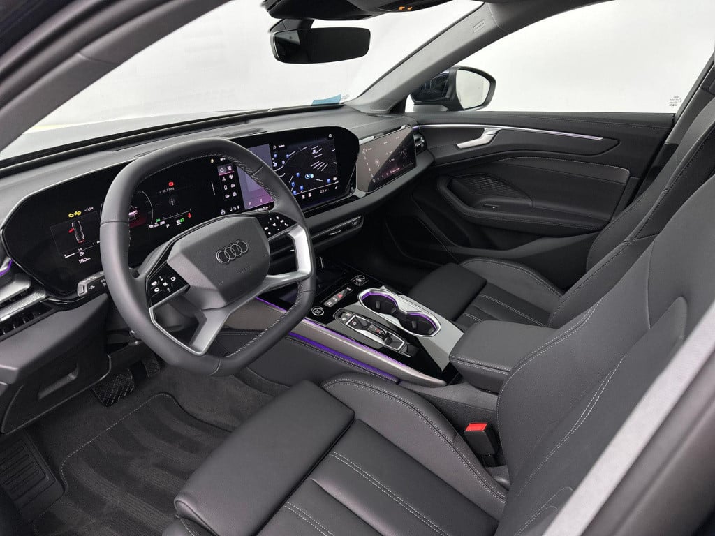 Audi A6 avant advanced edition 40 tfsi 150 kw / 204 pk avant 7 v