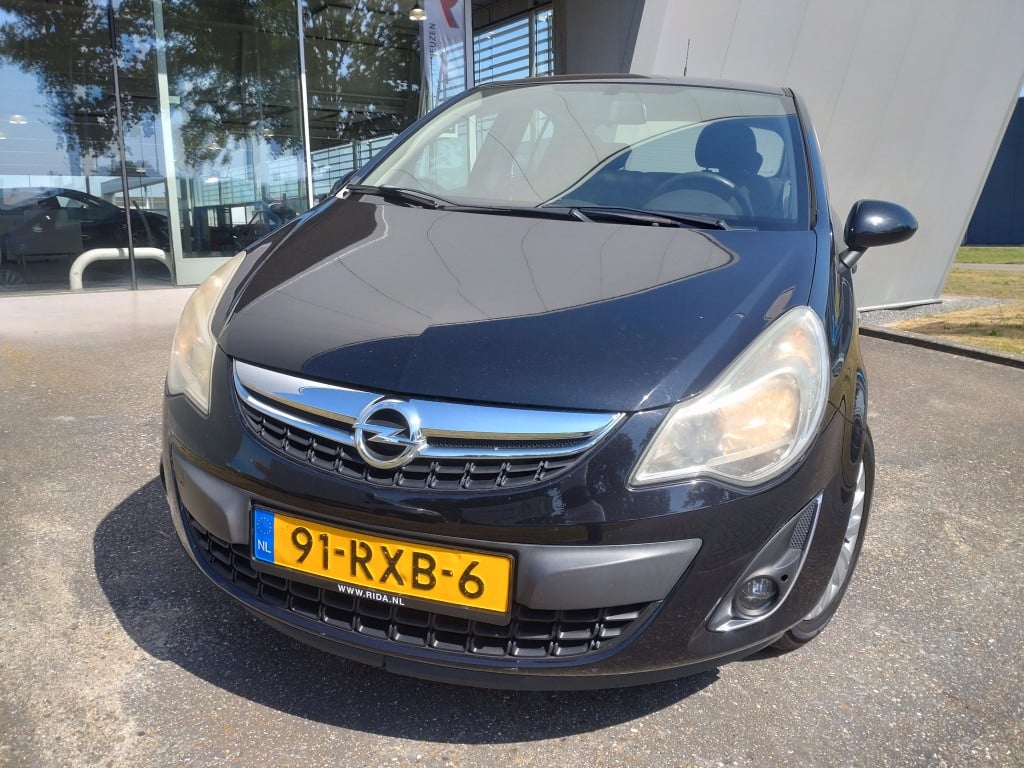 Opel Corsa 1.4-16v edition