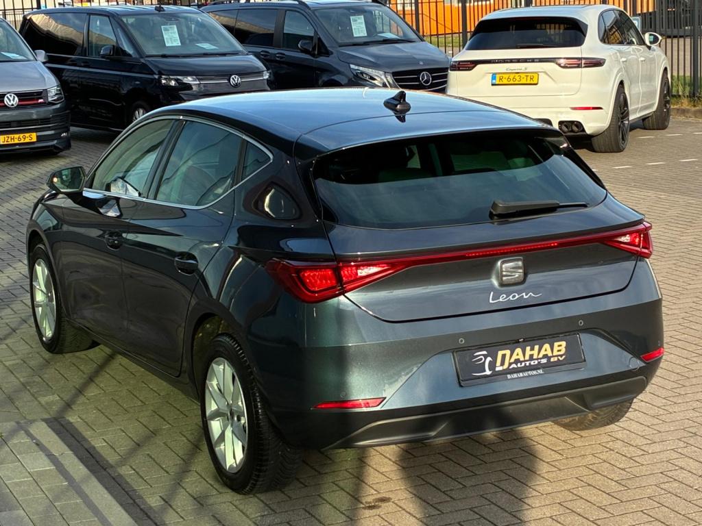 Seat Leon 1.5 tsi | acc | navi | stoel/stuurverwarming | apple carplay | na