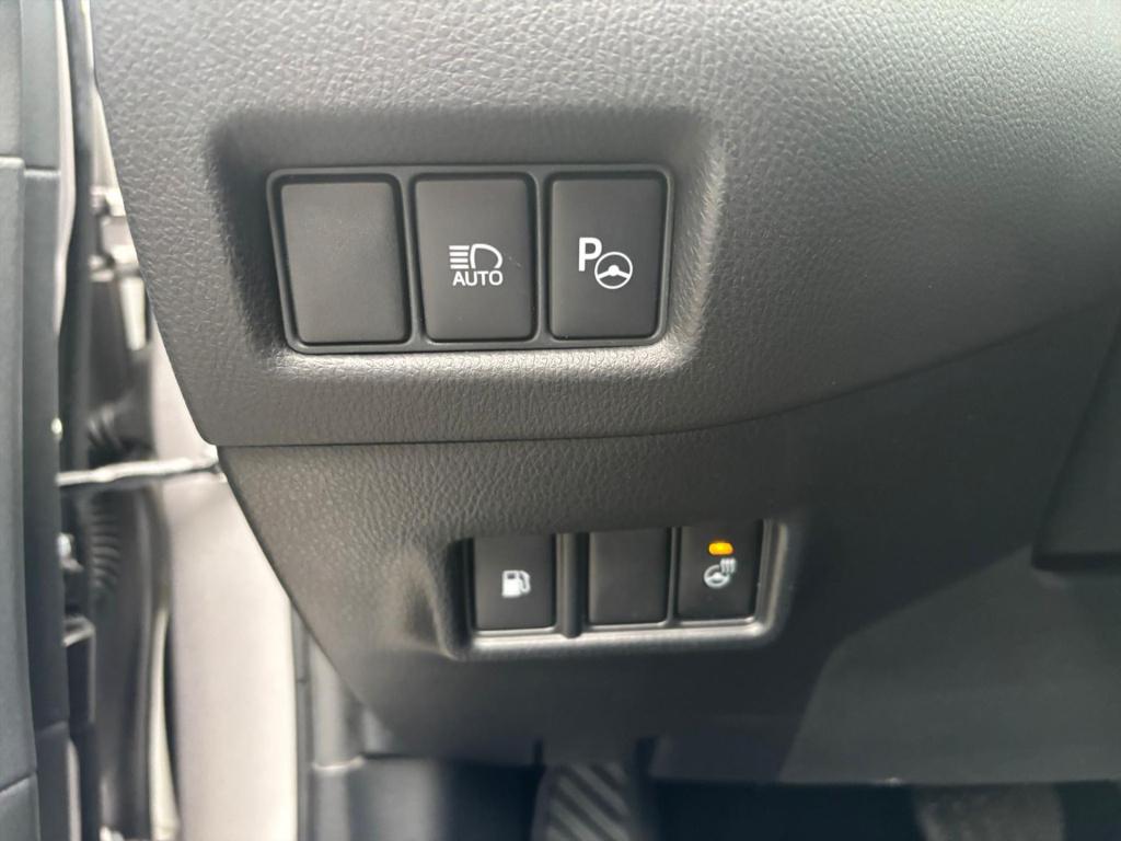 Toyota C-hr 1.8 hybrid 122pk executive, stoel en stuurverwarming