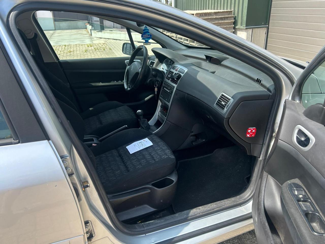 Peugeot 307 1.6 16v nieuwe APK!