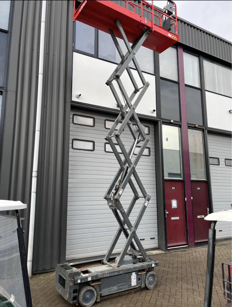 Hoogwerker 8m Te HUUR