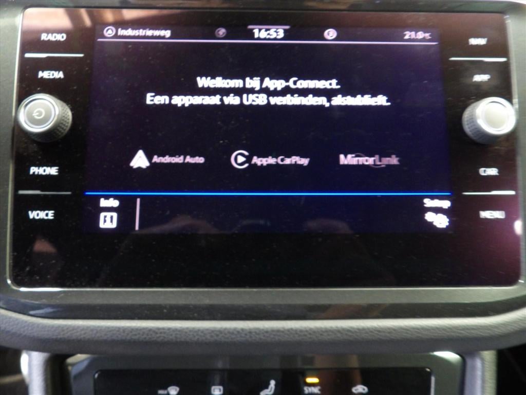 Volkswagen Tiguan 1.5 tsi 150pk dsg r-line