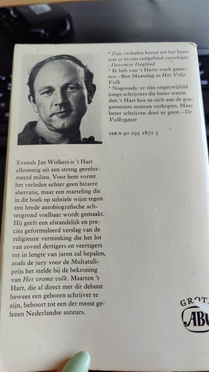 Boeken bundel volwassenen met o.a. Marion Pauw, Carry Slee en Connie Palmen