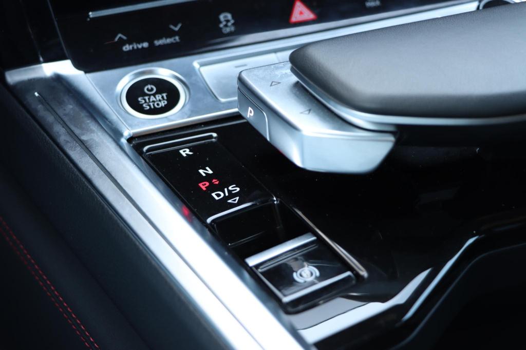 Audi Q8 E-tron 50 quattro s edition 95 kwh 340pk | soh 94%