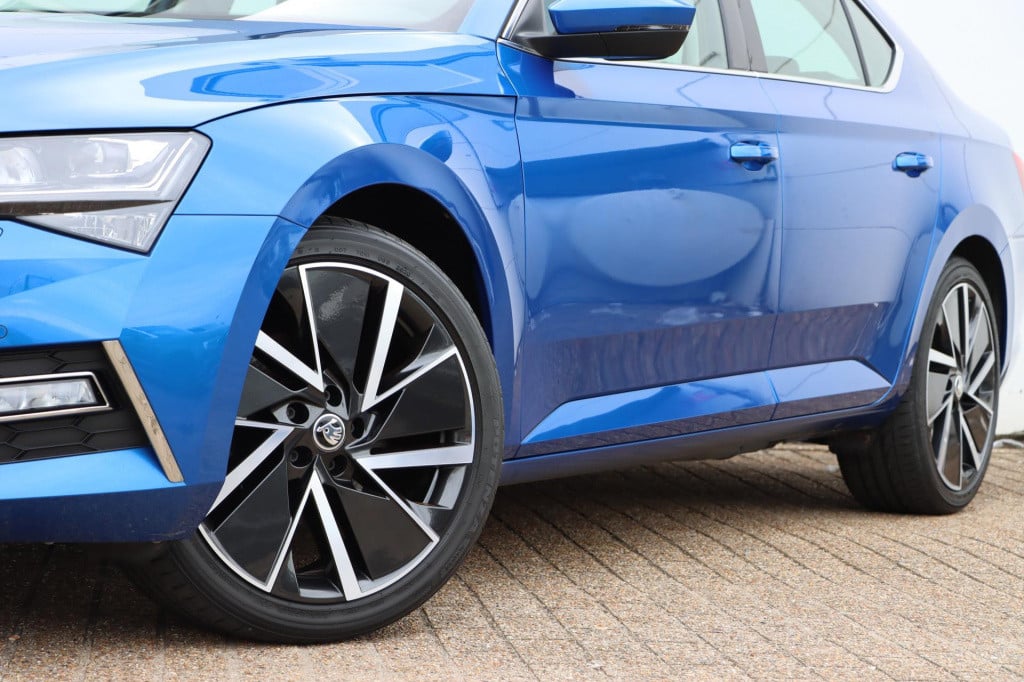Skoda Superb 1.4 tsi iv business edition 218pk dsg6