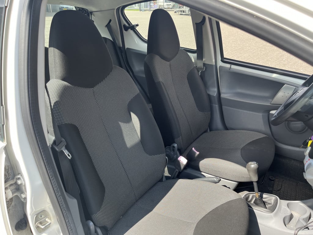 Toyota Aygo 1.0-12v comfort