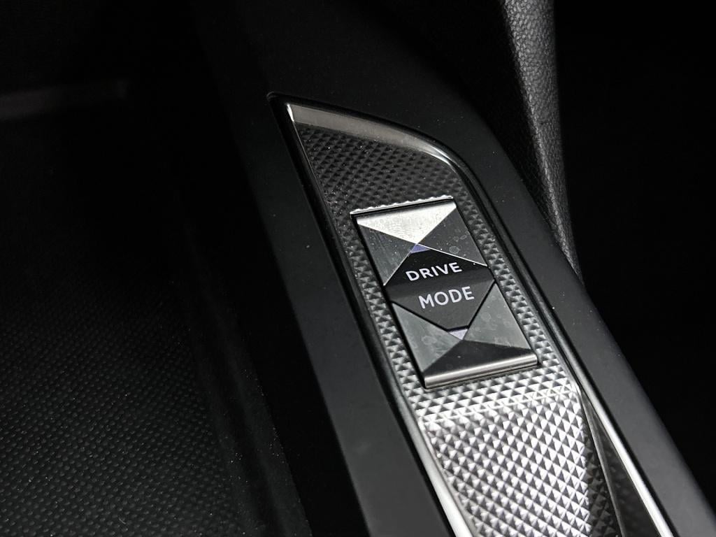 Ds Ds 3 100 pk performance line | rijklaar | keyless entry | camera | parke