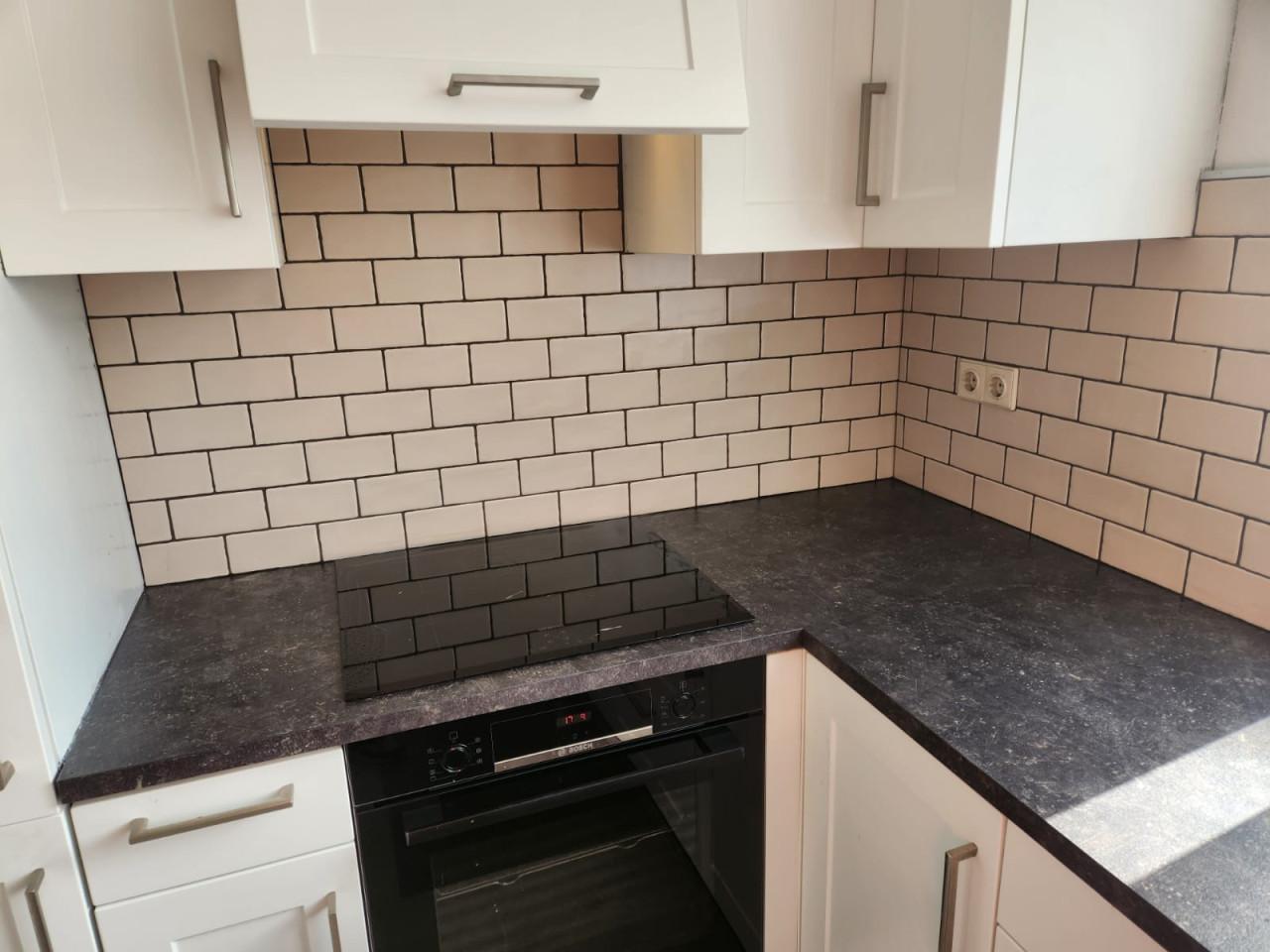 Tegelzetter nodig? Bel/app: 06 21937244 of Mail: jvbtegelzetter@gmail.com