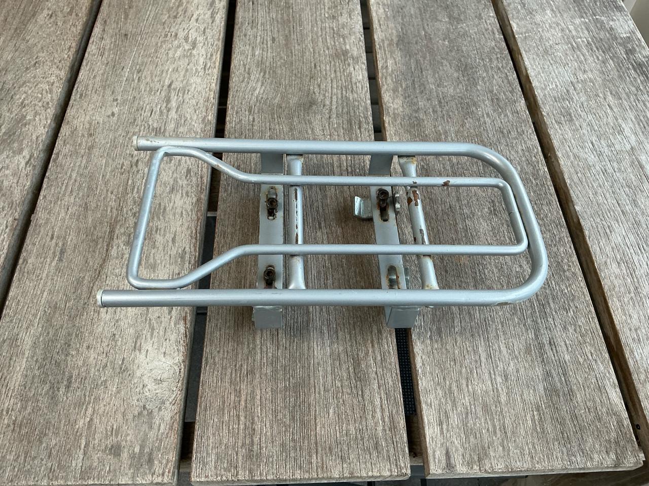 Yepp fietsstoeltje achter bruin