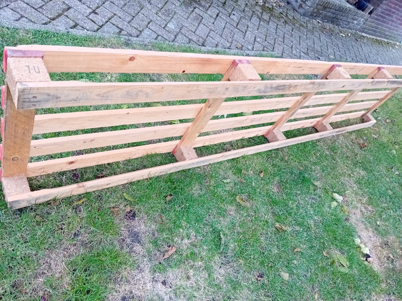 Pallet 300x62x14 cm