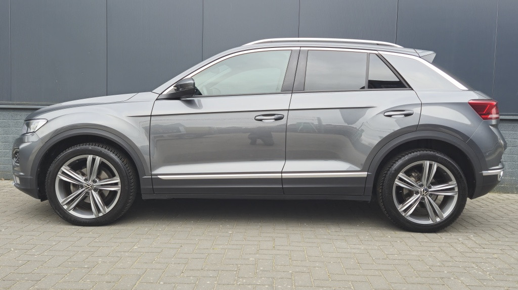 Volkswagen T-roc 1.5 tsi sport*acc*clima*navi*camera*blind spot*virtual*18 