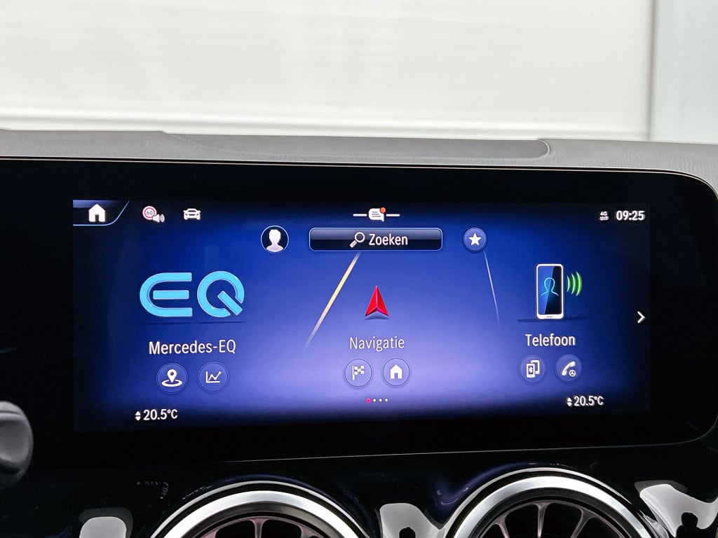 Mercedes-Benz Eqa 250+ business solution amg 71 kwh | trekhaak | nightpakke