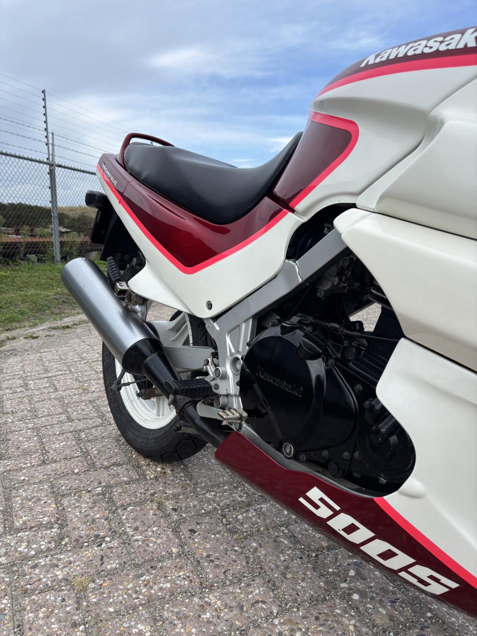 Kawasaki GPZ 500S