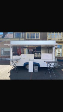 Foodtruck / Frietkar / Verkoopwagen / Snackwagen