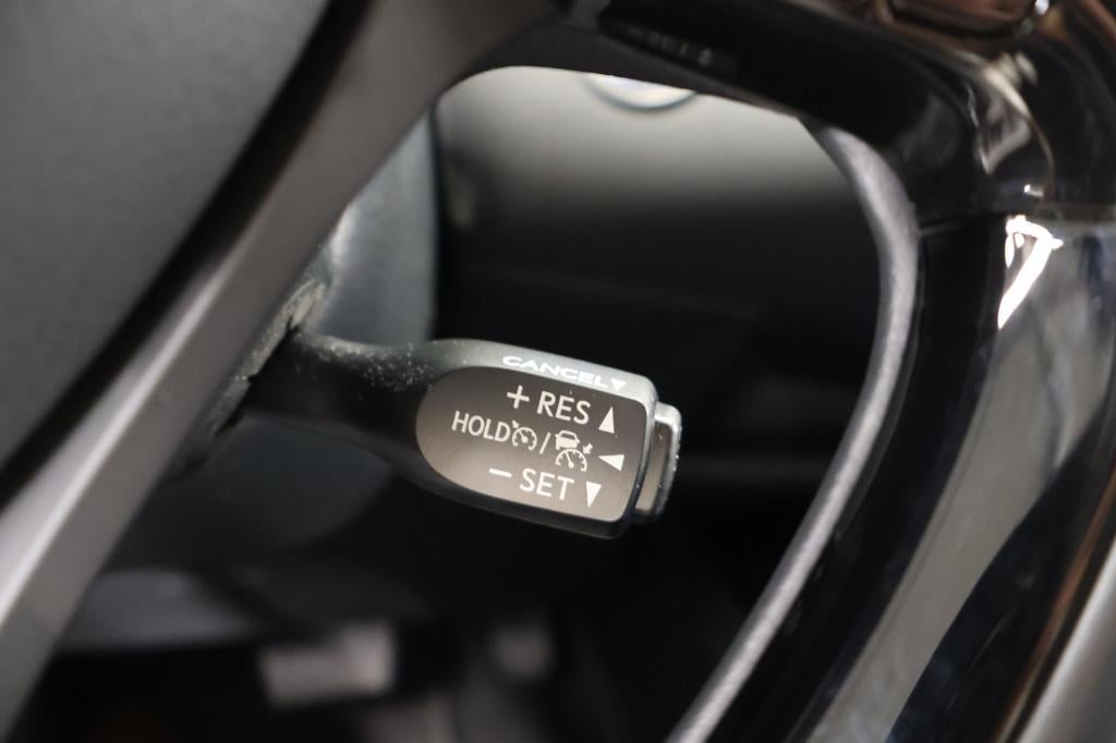 Toyota C-hr 2.0 hybrid bi-tone