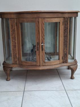 Theekastje,jaren dertig,eikenhout.