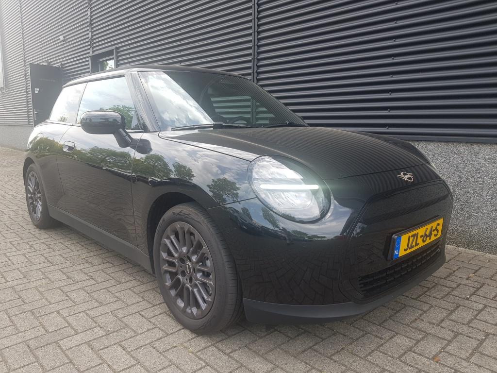 Mini 3-deurs mini cooper e essential 40.7 kwh