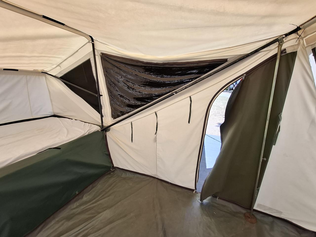 Holtkamper Cocoon M - vouwwagen - nieuwe banden!