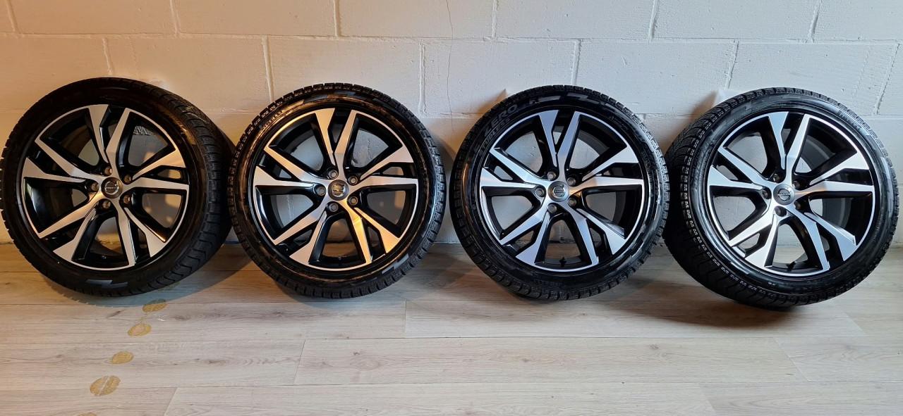 VOLVO V60 S60 R-Design VELGENSET + WINTERBANDEN 18 INCH