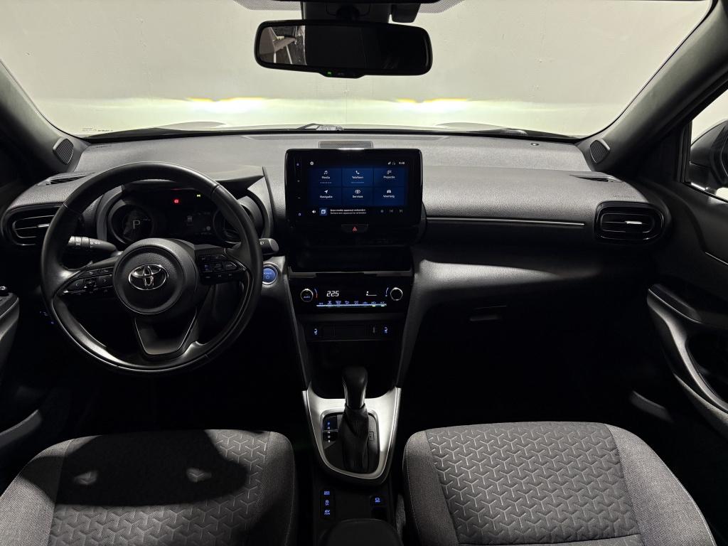 Toyota Yaris Cross 1.5 hybrid first edition | bsm | stoelverwarming | camer