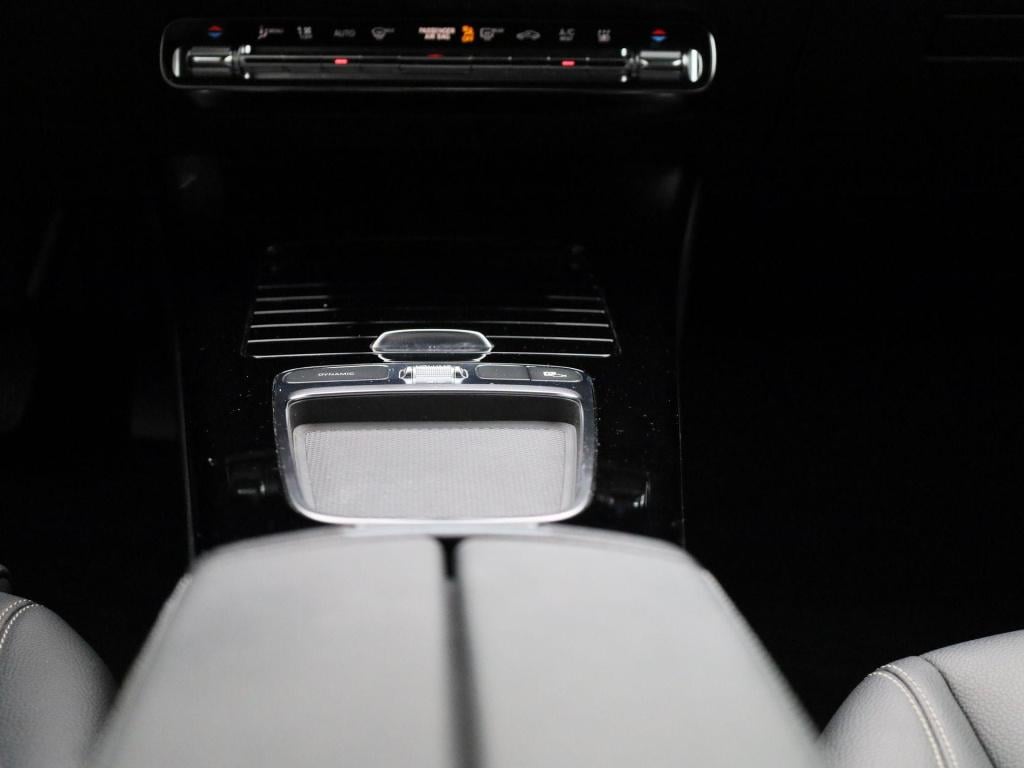 Mercedes-Benz Cla shooting brake 250 e luxury line | stuurverwarming | appl