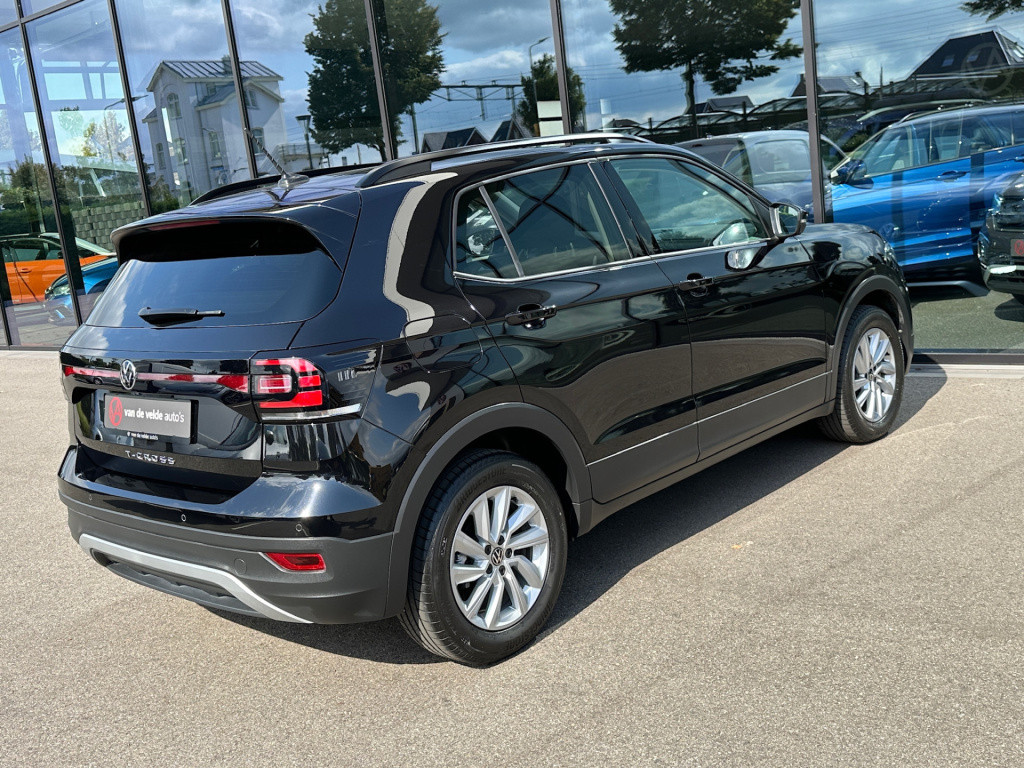 Volkswagen T-cross 1.0 tsi 110pk dsg life | carplay | adapt. cruise | rijkl
