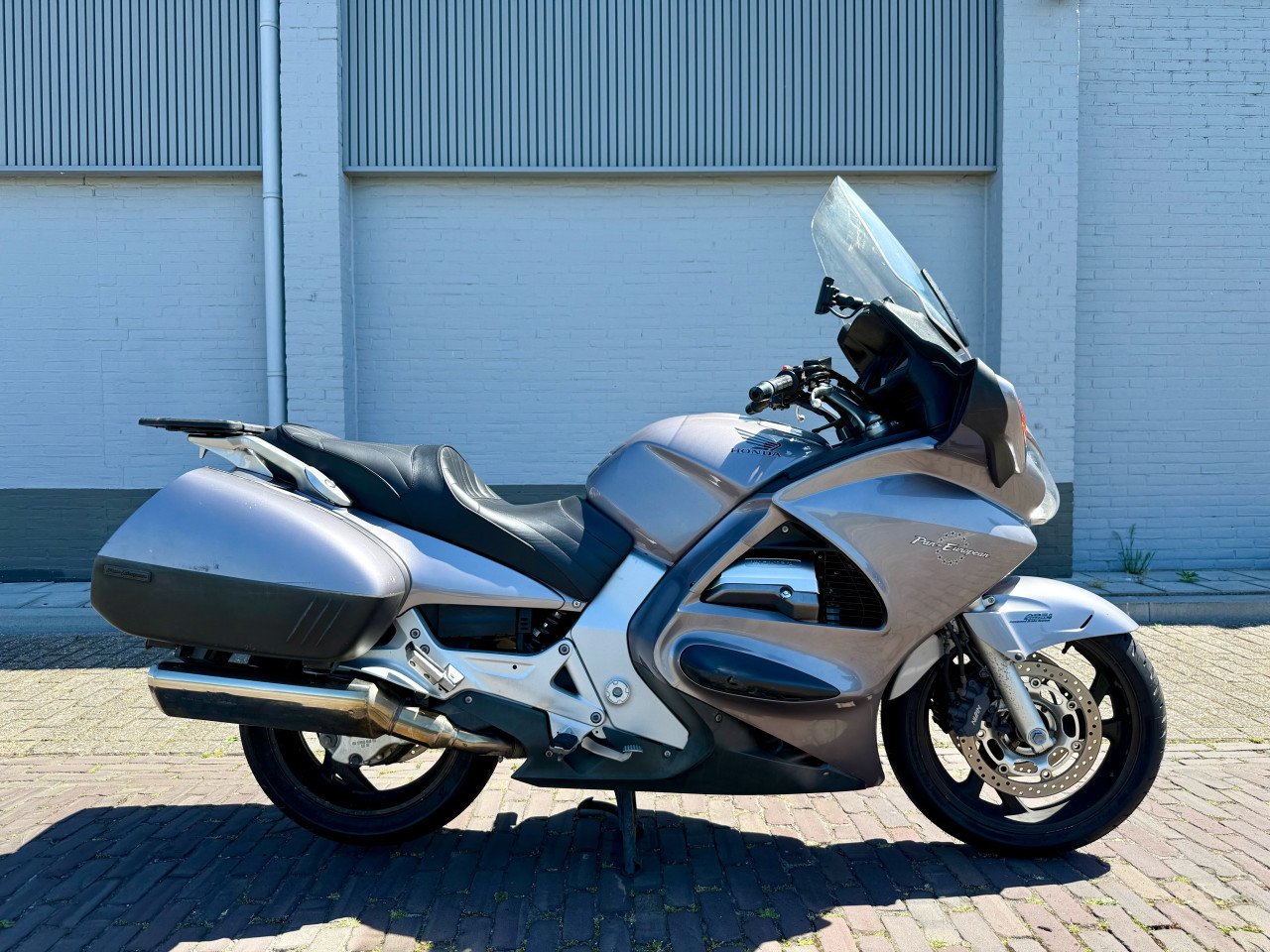 Honda Pan European ST1300 – 2002