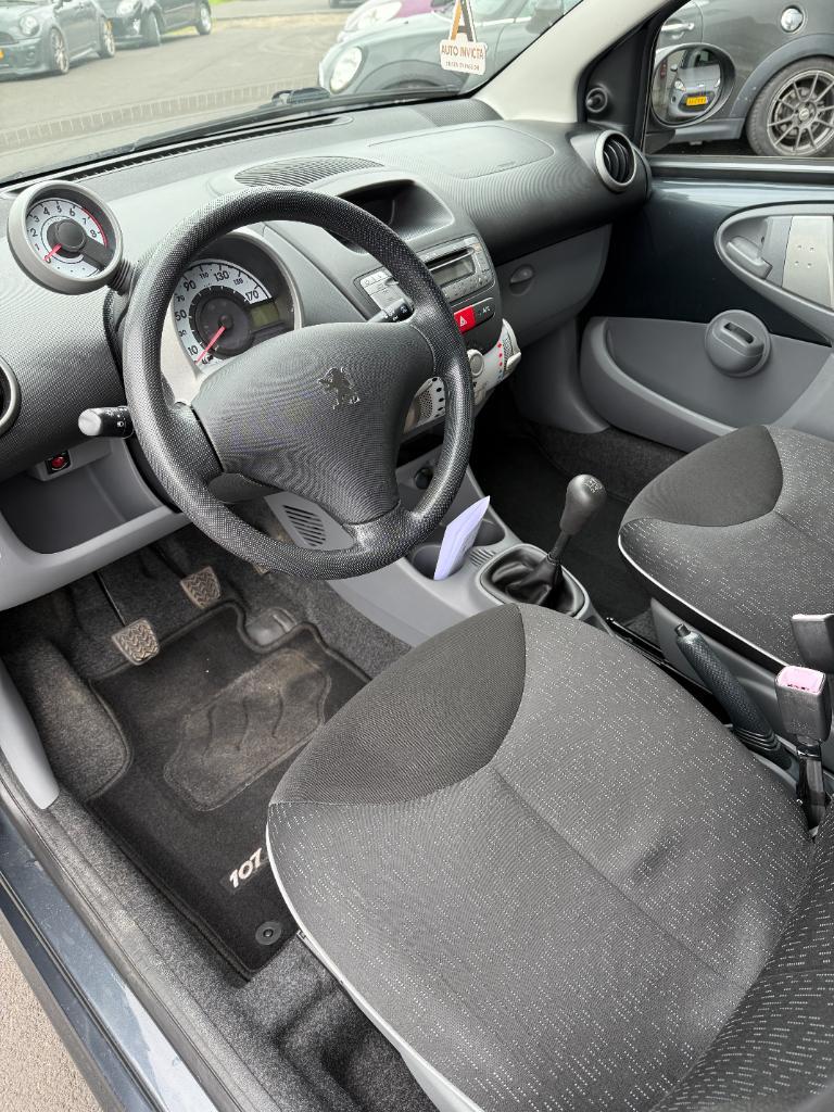 Peugeot 107 1.0-12v xs - 5drs - airco