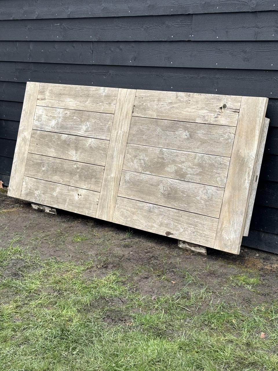 Robuuste tuintafel 240 x 100cm