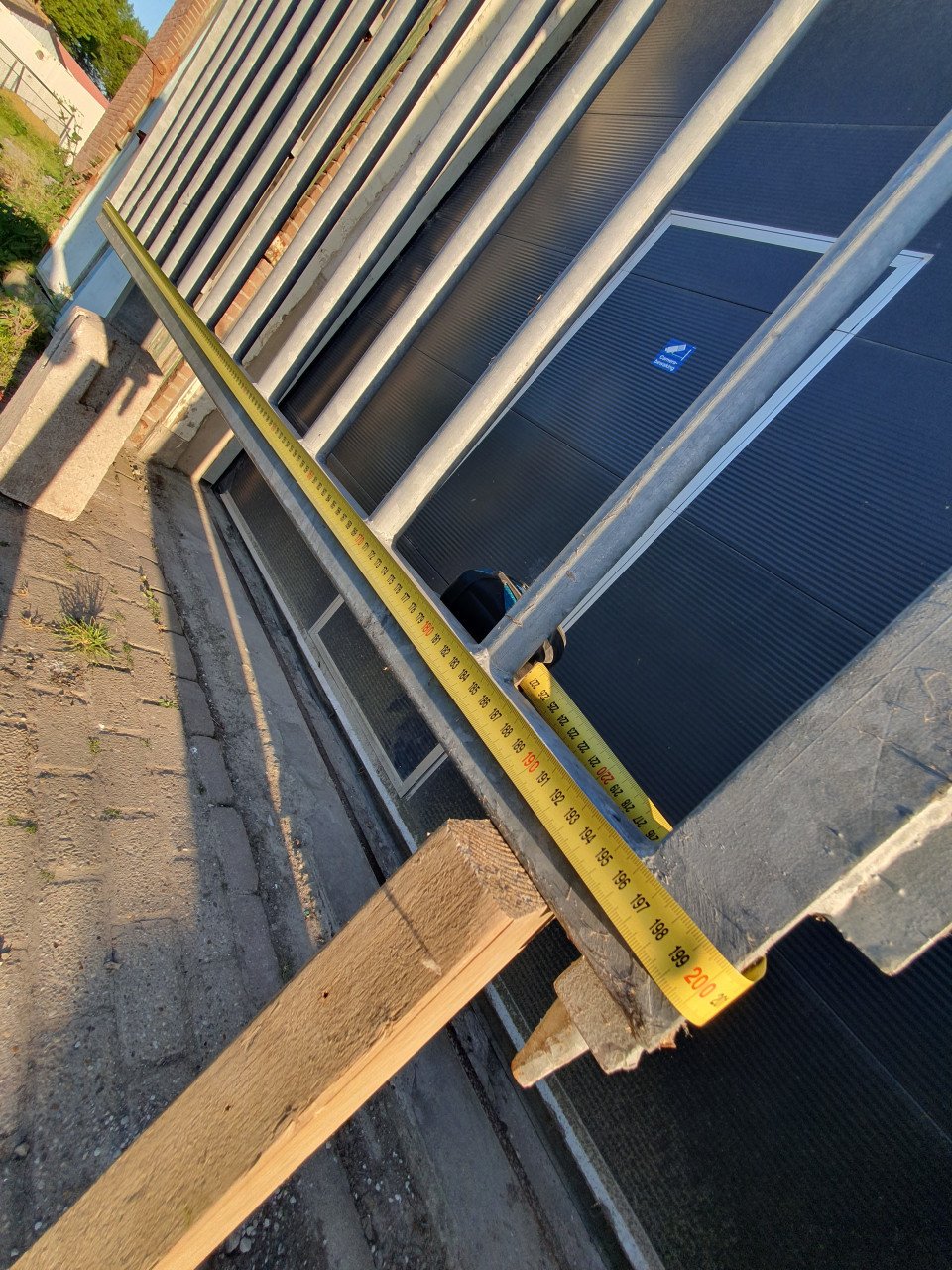Degelijk stalen gegalvaniseerd hek, poort voor tuin of weide.