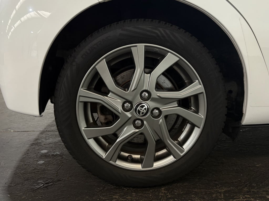 Toyota Yaris 1.5 hybrid dynamic