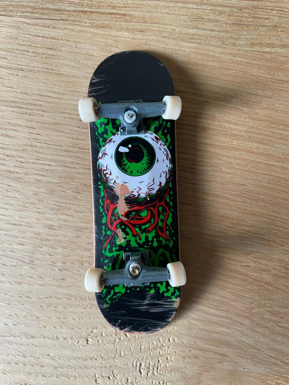 Finger skateboard baan