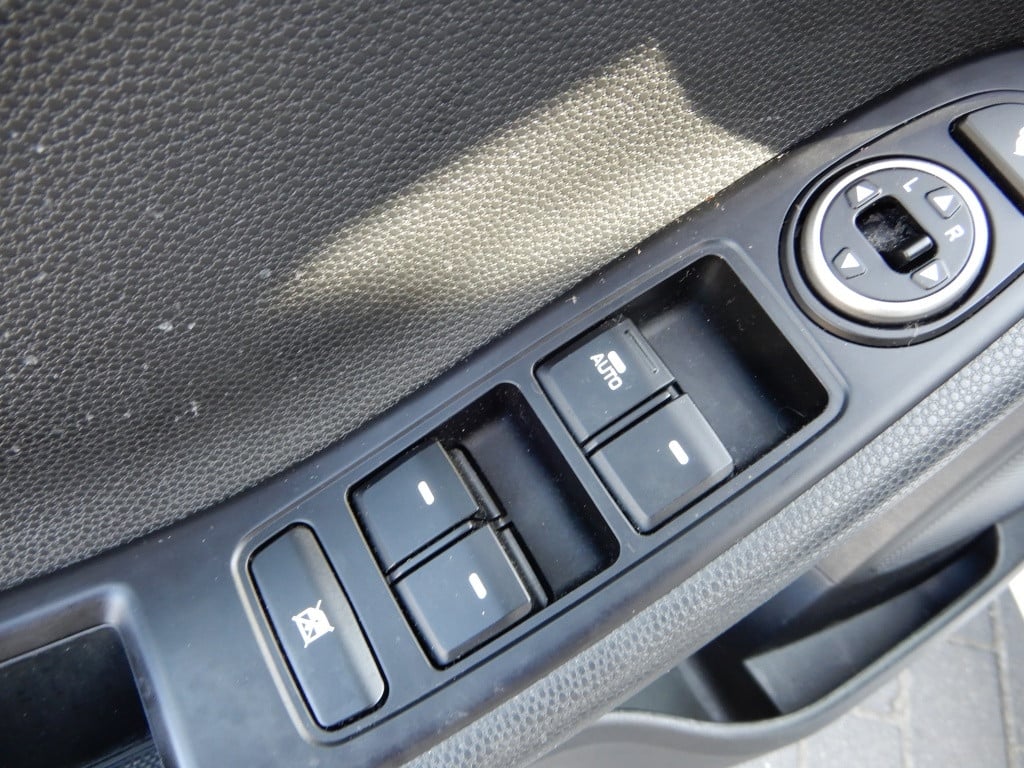 Hyundai I 20 1.0 t-gdi comfort | nl auto | navi | twotone | lm velgen |