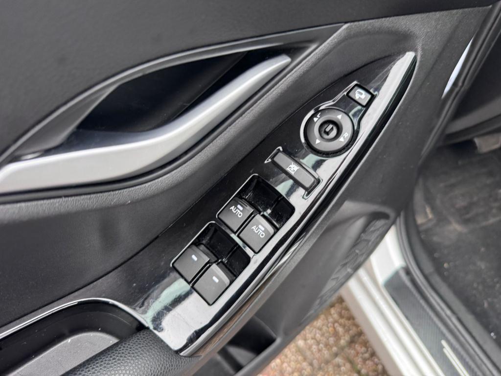 Hyundai Ix20 1.6i premium