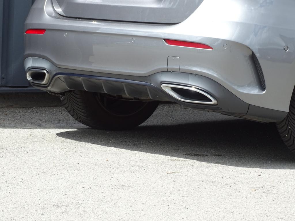Mercedes-Benz A-Klasse 180 business solution amg | pano | widescreen