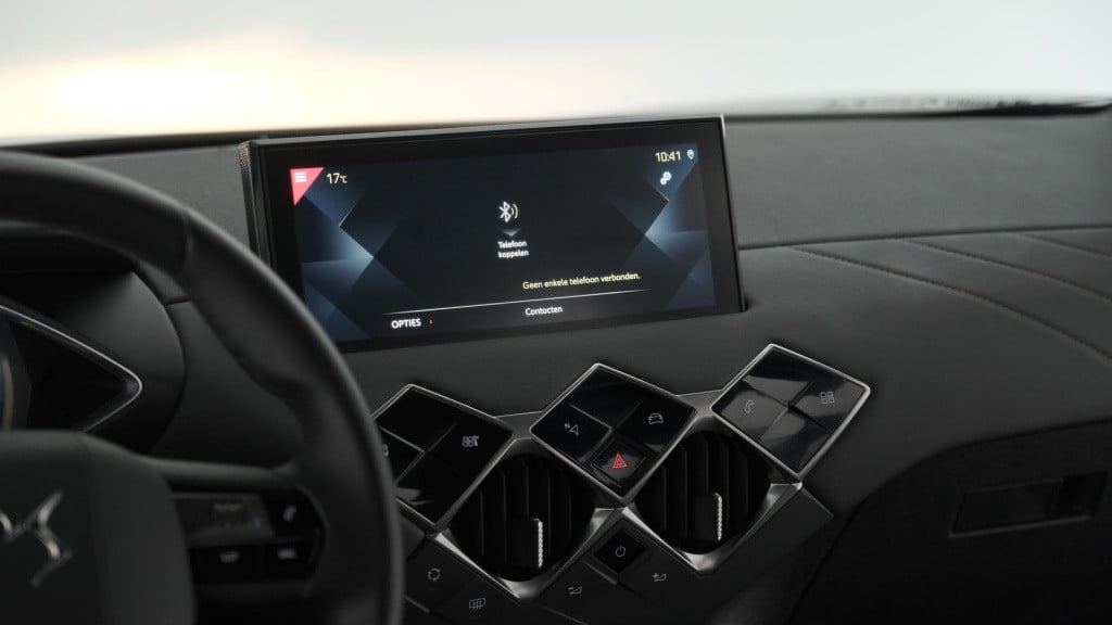 Ds Ds 3 crossback puretech 100 montmartre | parkeersensoren | apple carplay