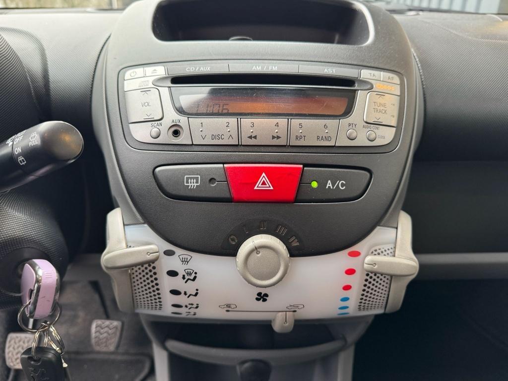 Peugeot 107 1.0-12v xs - garantie